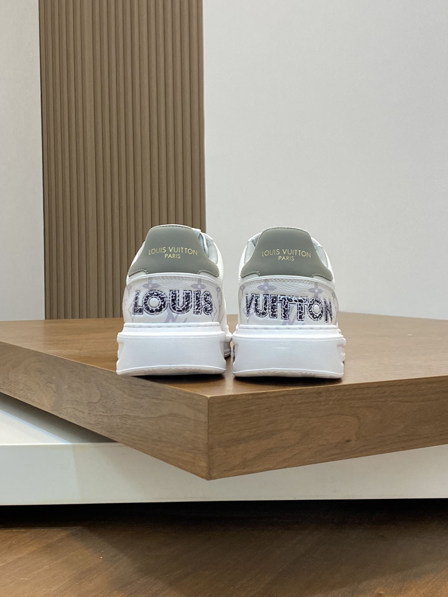 Louis Vuitton Low Shoes